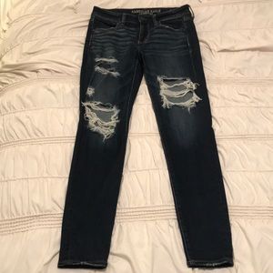 Dark wash American Eagle jeans!